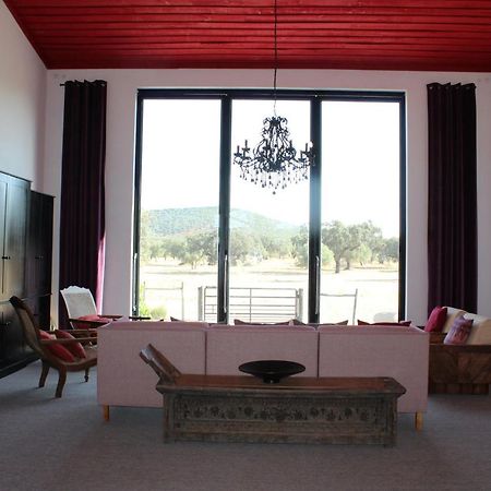 Herdade Dos Alfanges "The Barn" Viana do Alentejo Exterior photo